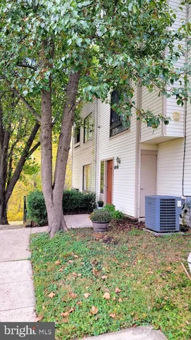 $2,700 | 18763 Pier Point Place, Gaithersburg, MD 20886