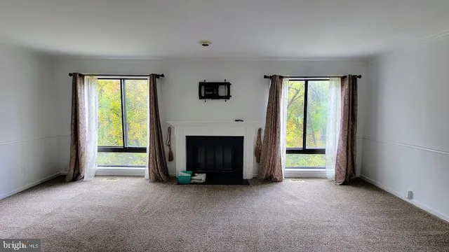 $2,700 | 18763 Pier Point Place, Gaithersburg, MD 20886