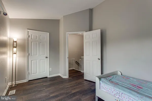 $3,200 | 6608 High Valley Lane, Alexandria, VA 22315