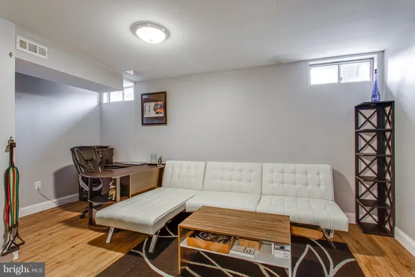 $3,200 | 6608 High Valley Lane, Alexandria, VA 22315