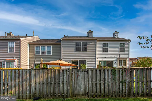 $3,200 | 6608 High Valley Lane, Alexandria, VA 22315