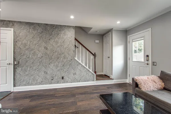$3,200 | 6608 High Valley Lane, Alexandria, VA 22315