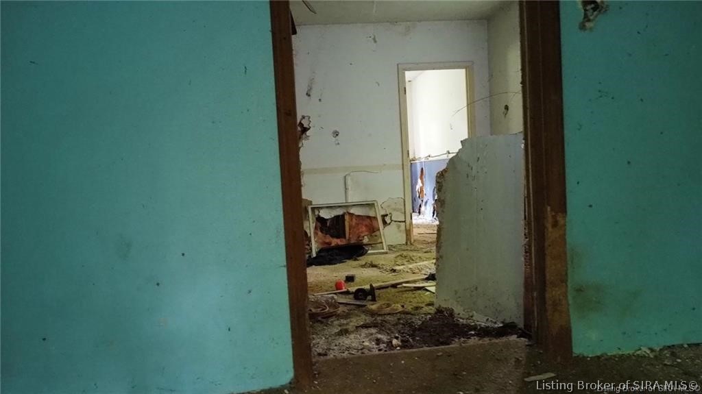 2613 North Hitchcock Road Salem, IN 47167 - Photo 4 of 7