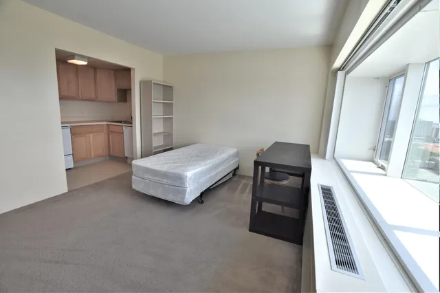 $229,000 | 555 East William Street, Unit 22L, Ann Arbor, MI 48104