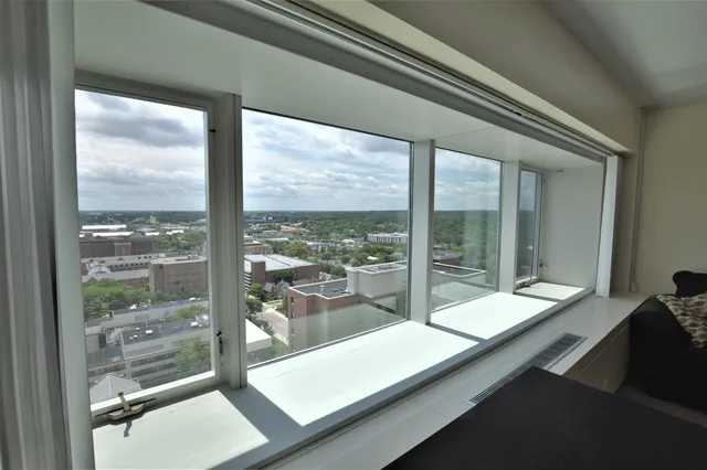 $229,000 | 555 East William Street, Unit 22L, Ann Arbor, MI 48104