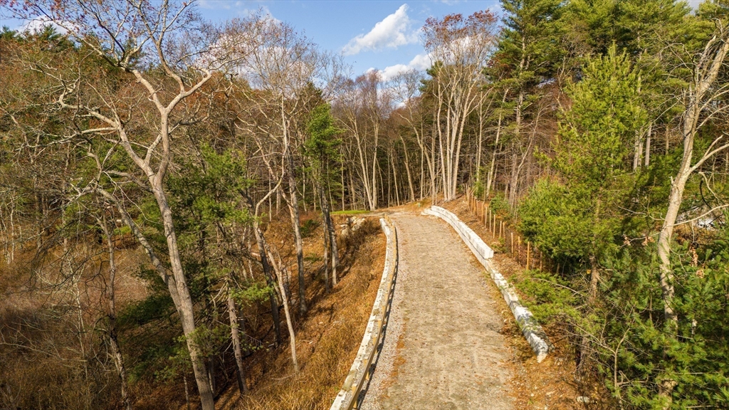 2 Lima Lane Berkley, MA 02779 - Photo 4 of 11