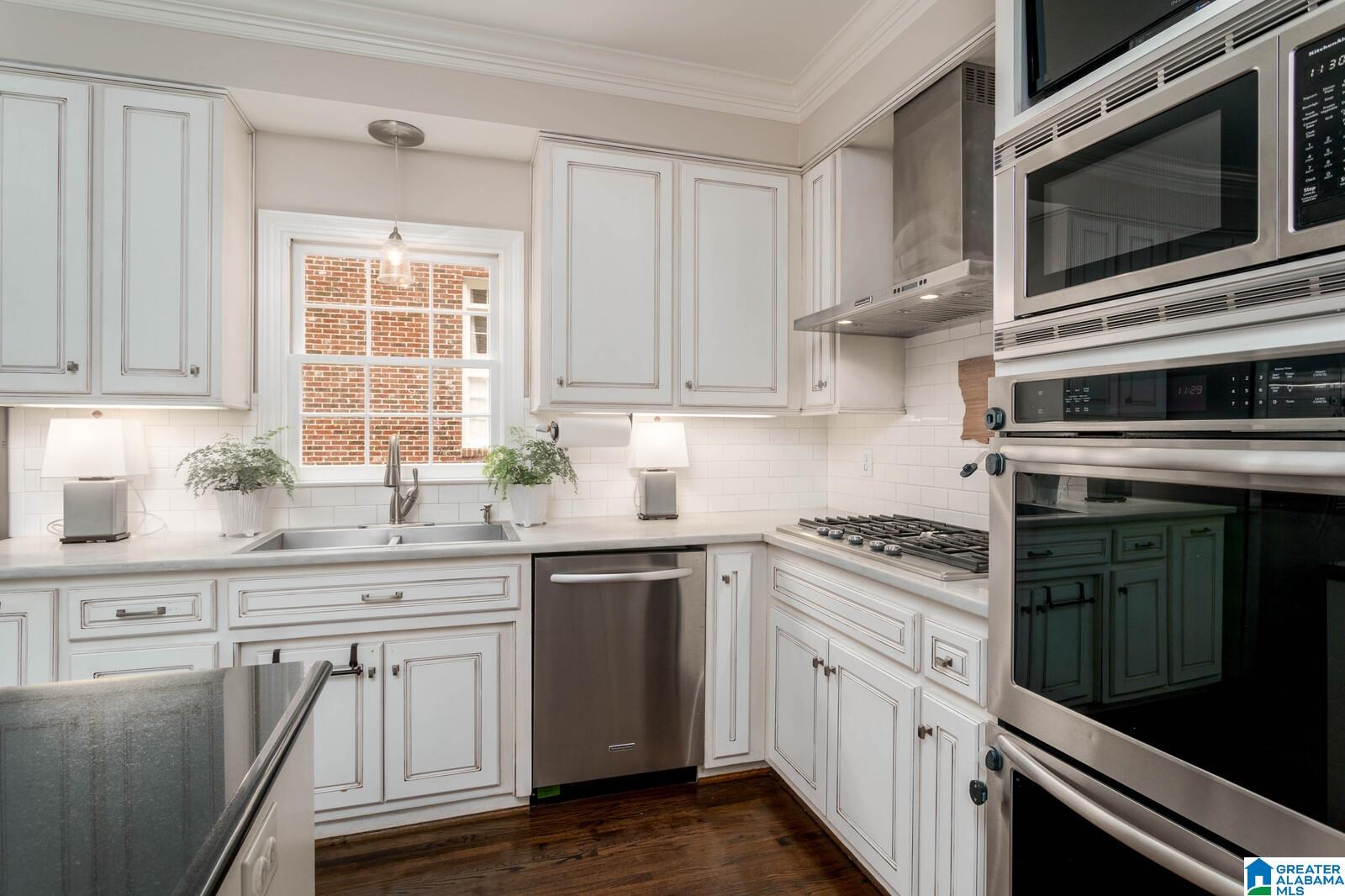 807 Sims Avenue Birmingham, AL 35213 - Photo 14 of 48