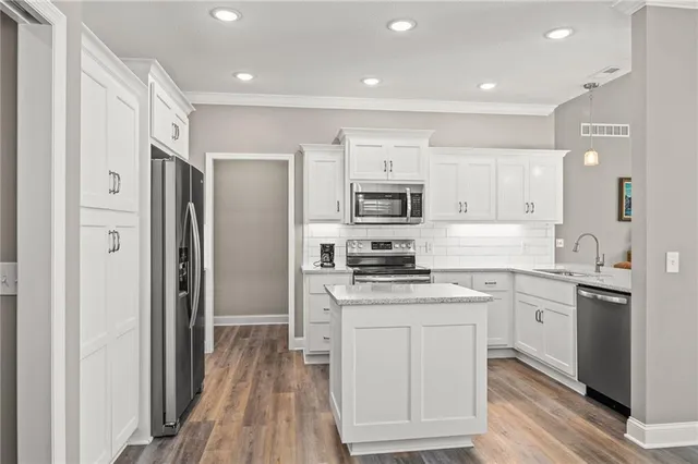 $337,000 | 4905 Stonebridge Drive, St. Joseph, MO 64505