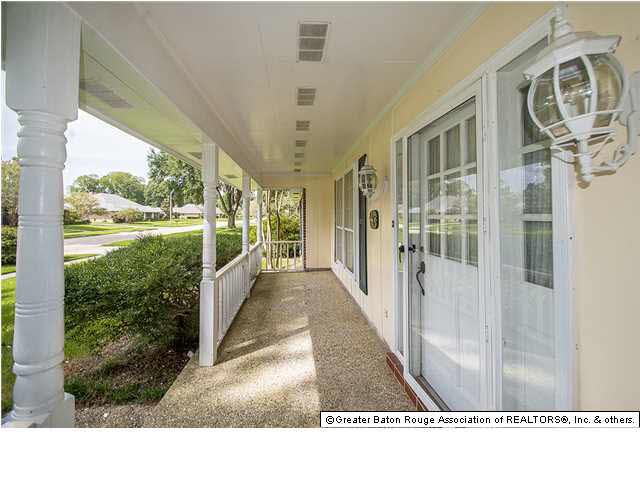 4465 Pine Ridge Drive Baton Rouge, LA 70809 - Photo 3 of 30 Gallery Image 3