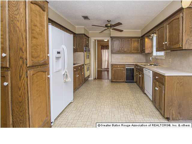 4465 Pine Ridge Drive Baton Rouge, LA 70809 - Photo 5 of 30 Gallery Image 5