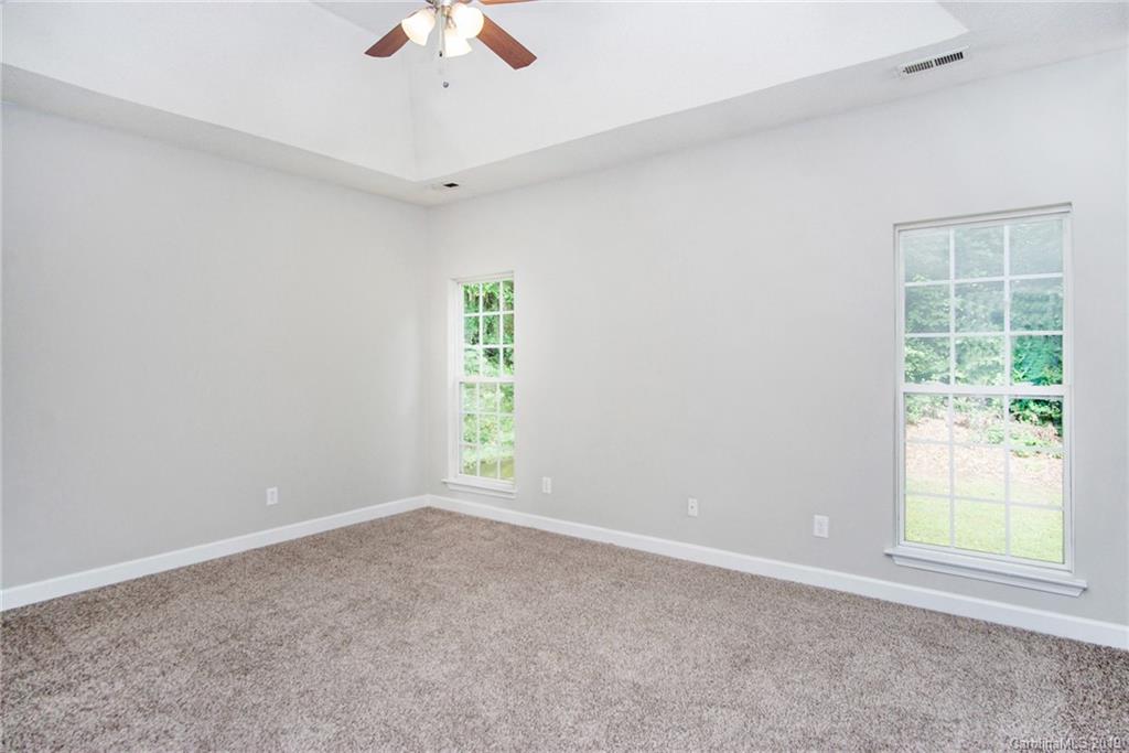 819 Knightsbridge Road Fort Mill, SC 29708 - Photo 12 of 17