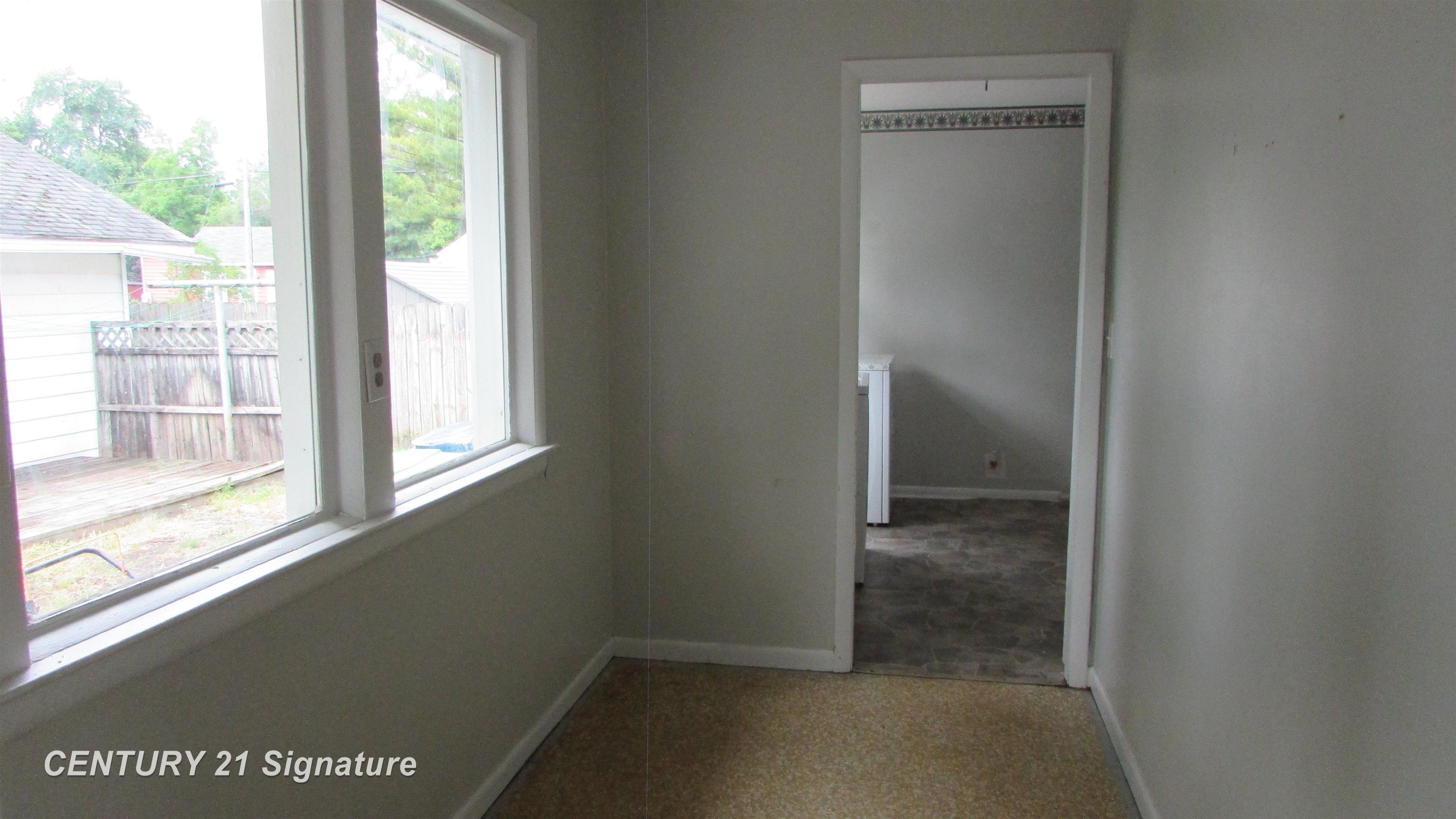 620 East Washington Road Freeland, MI 48623 - Photo 7 of 28