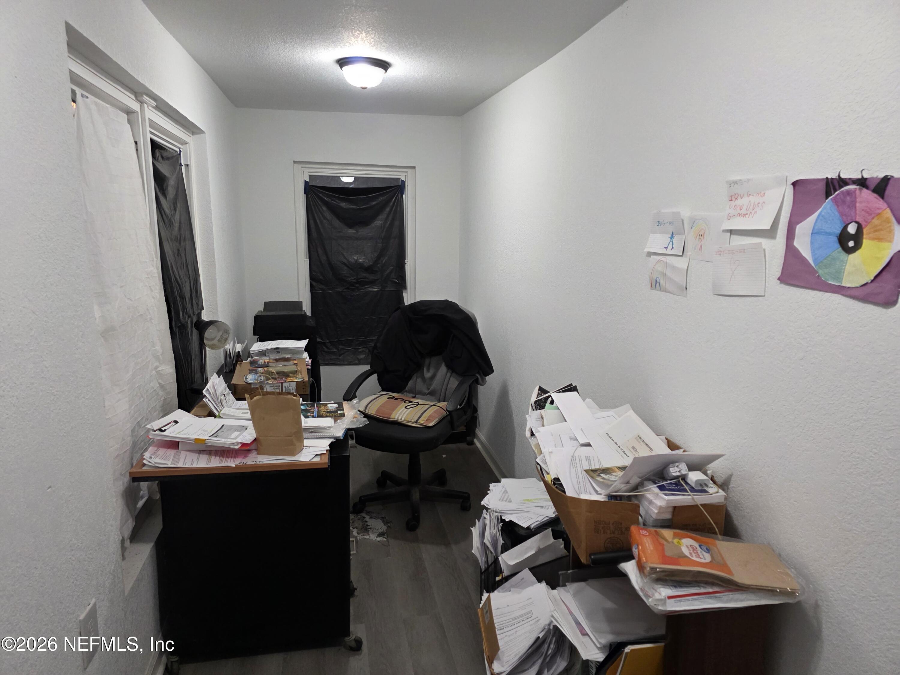 1949 West 6th Street Jacksonville, FL 32209 - Photo 2 of 15 a bedroom with a workspace