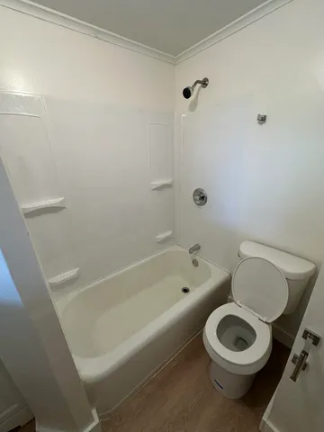 $2,100 | 28 Chestnut Street, Unit UPSTAIRS, Rochester, NH 03867