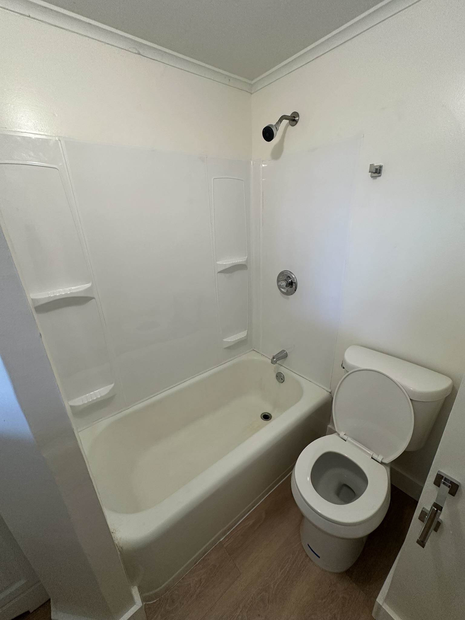 28 Chestnut Street, Unit UPSTAIRS Rochester, NH 03867 - Photo 16 of 18