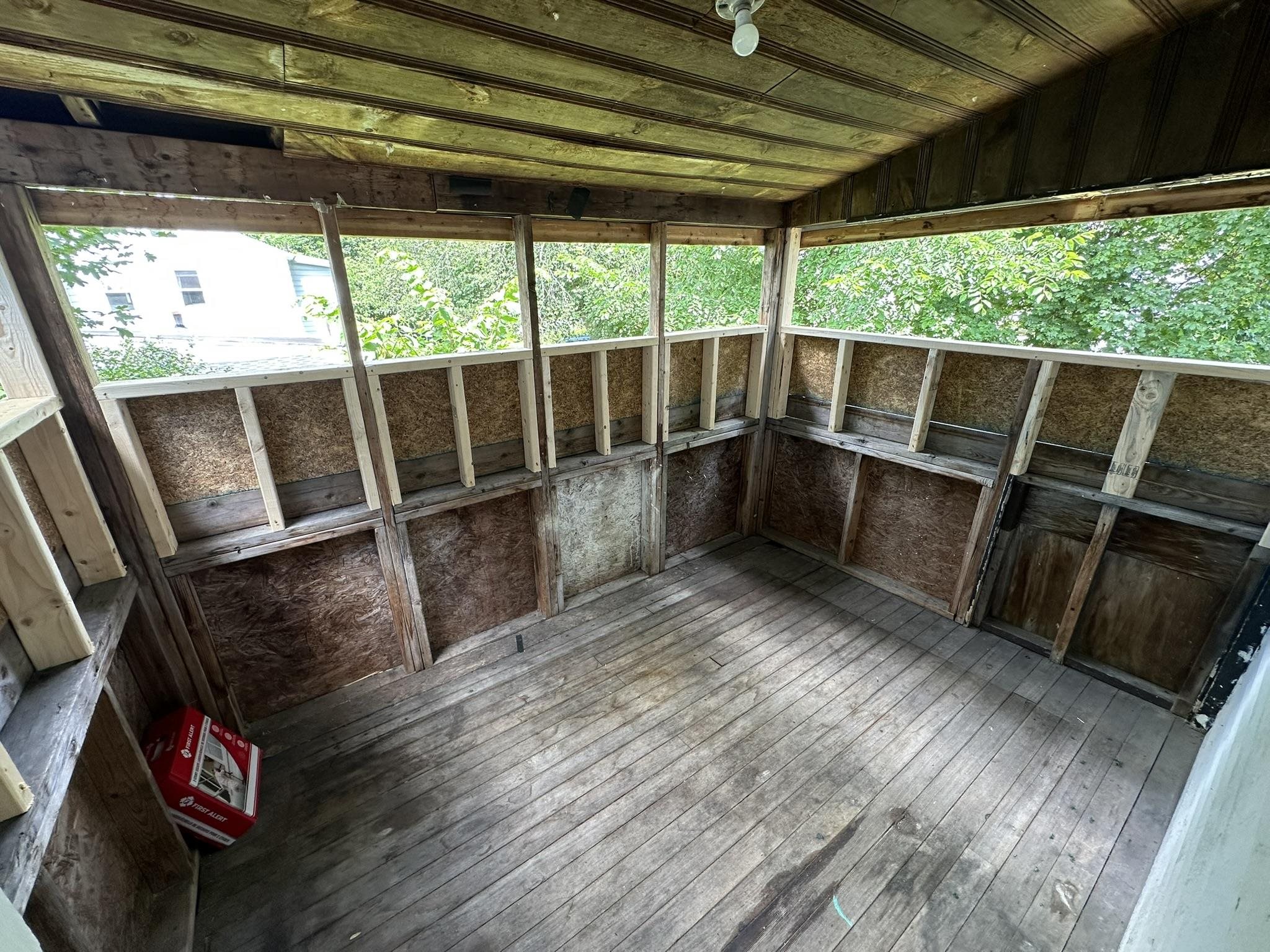 28 Chestnut Street, Unit UPSTAIRS Rochester, NH 03867 - Photo 17 of 18