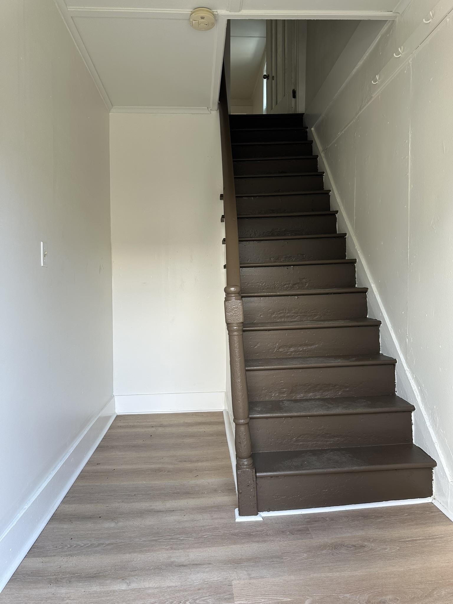 28 Chestnut Street, Unit UPSTAIRS Rochester, NH 03867 - Photo 18 of 18