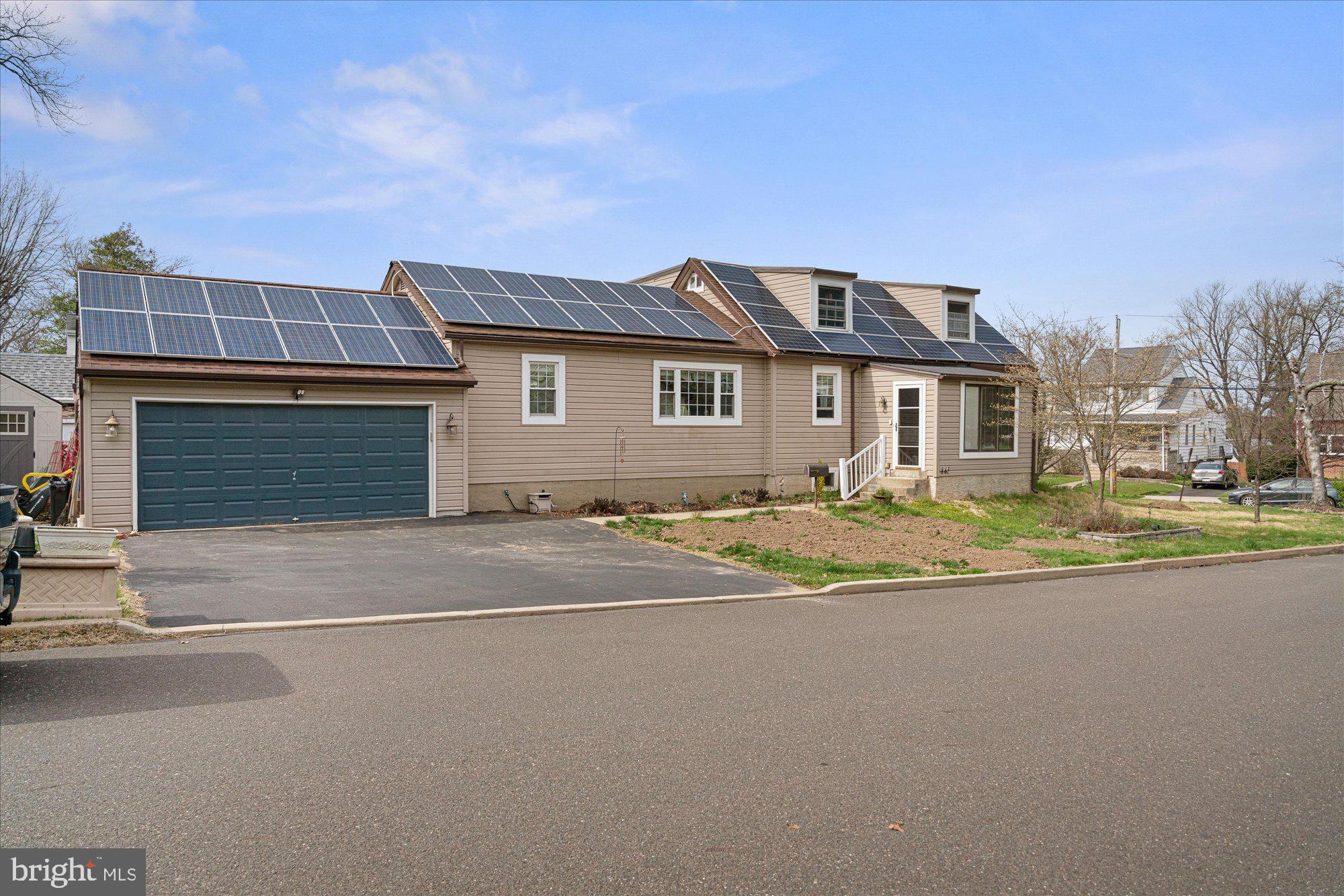 446 Locust Road Glenside, PA 19038 - Photo 1 of 20 Gallery Image 1