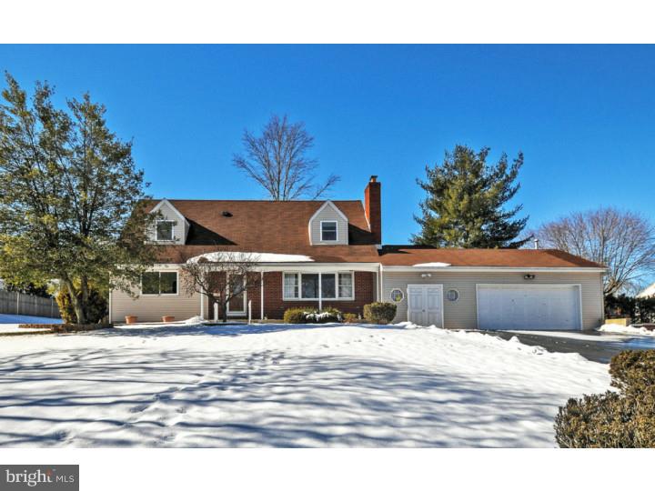 27 Crown Road Ewing, NJ 08638 - Photo 1 of 25