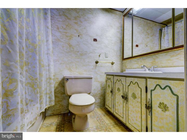 27 Crown Road Ewing, NJ 08638 - Photo 13 of 25