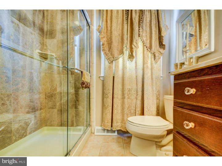 27 Crown Road Ewing, NJ 08638 - Photo 21 of 25