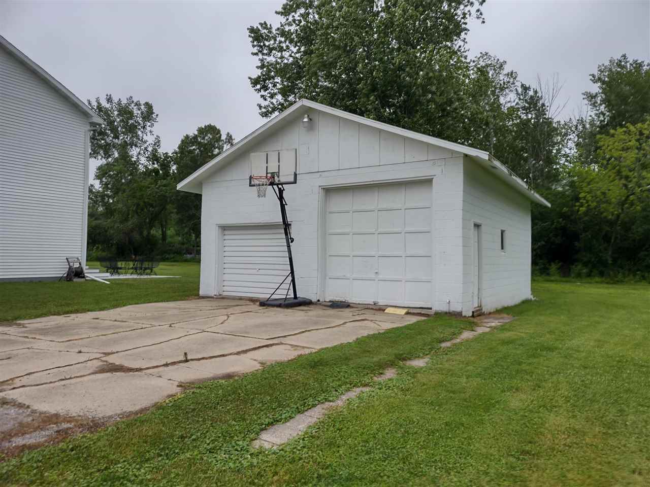 4834 South Carter Road Auburn, MI 48611 - Photo 3 of 49 1890037-2.JPG