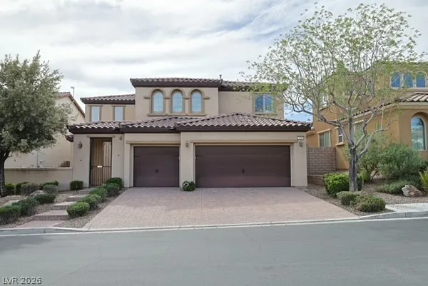 $3,995 | 531 Signal Peak Street, Las Vegas, NV 89138