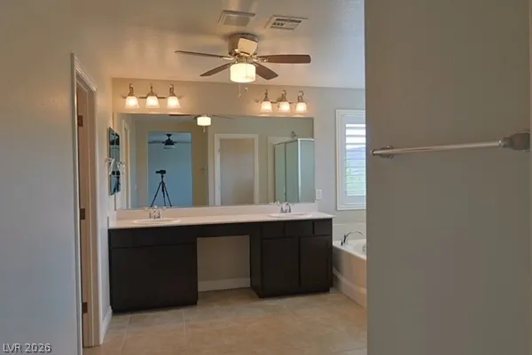 $3,995 | 531 Signal Peak Street, Las Vegas, NV 89138