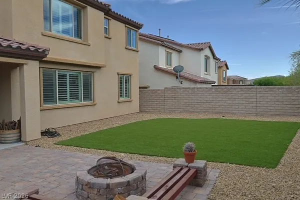 $3,995 | 531 Signal Peak Street, Las Vegas, NV 89138