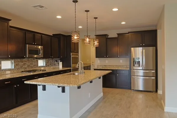 $3,995 | 531 Signal Peak Street, Las Vegas, NV 89138