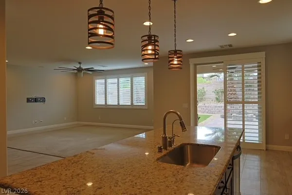 $3,995 | 531 Signal Peak Street, Las Vegas, NV 89138