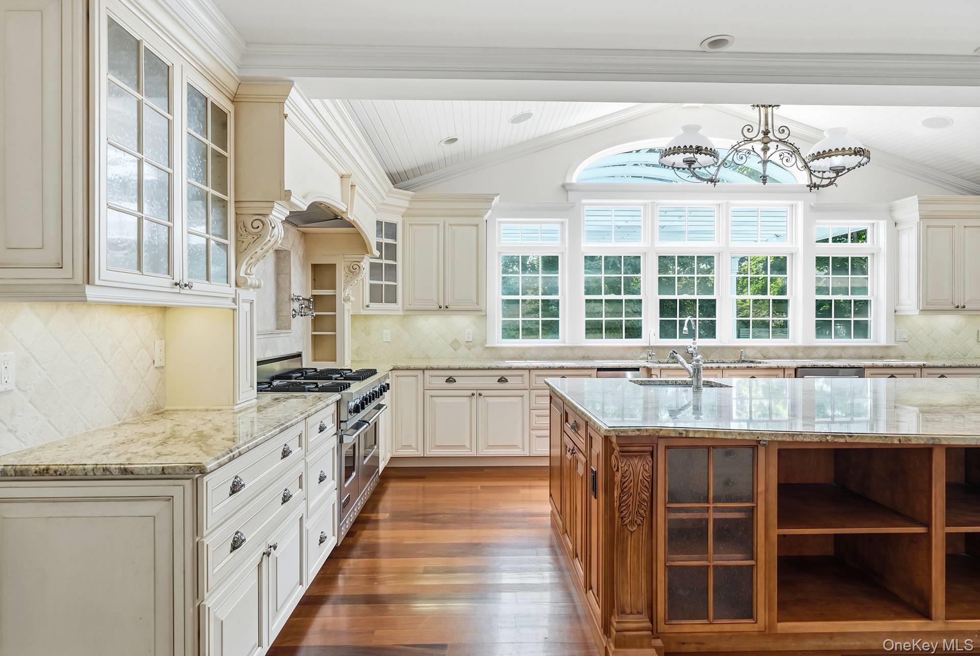 11 Pheasant Lane Remsenburg, NY 11960 - Photo 11 of 32 Gallery Image 11
