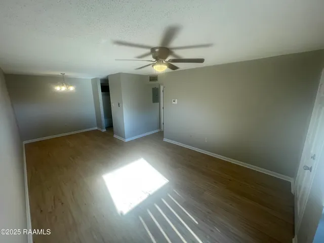 $79,900 | 701 South College Road, Unit 110, Lafayette, LA 70503