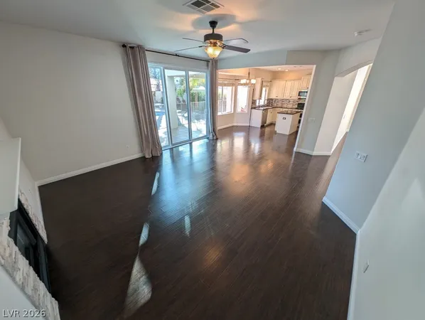 $2,900 | 8121 Riviera Beach Drive, Las Vegas, NV 89128