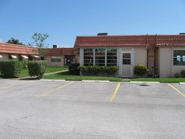 135 Valencia F Delray Beach, Unit F Delray Beach, FL 33446 - Photo 2 of 32 Parking in Front of the unit