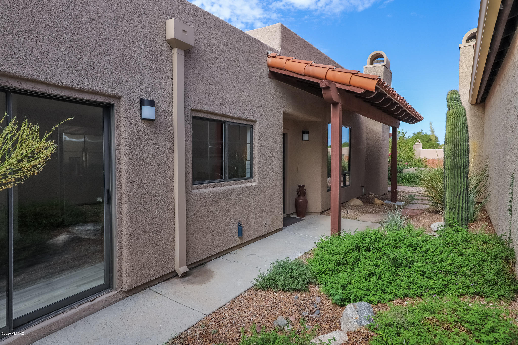 5845 North Misty Ridge Drive Tucson, AZ 85718 - Photo 3 of 34