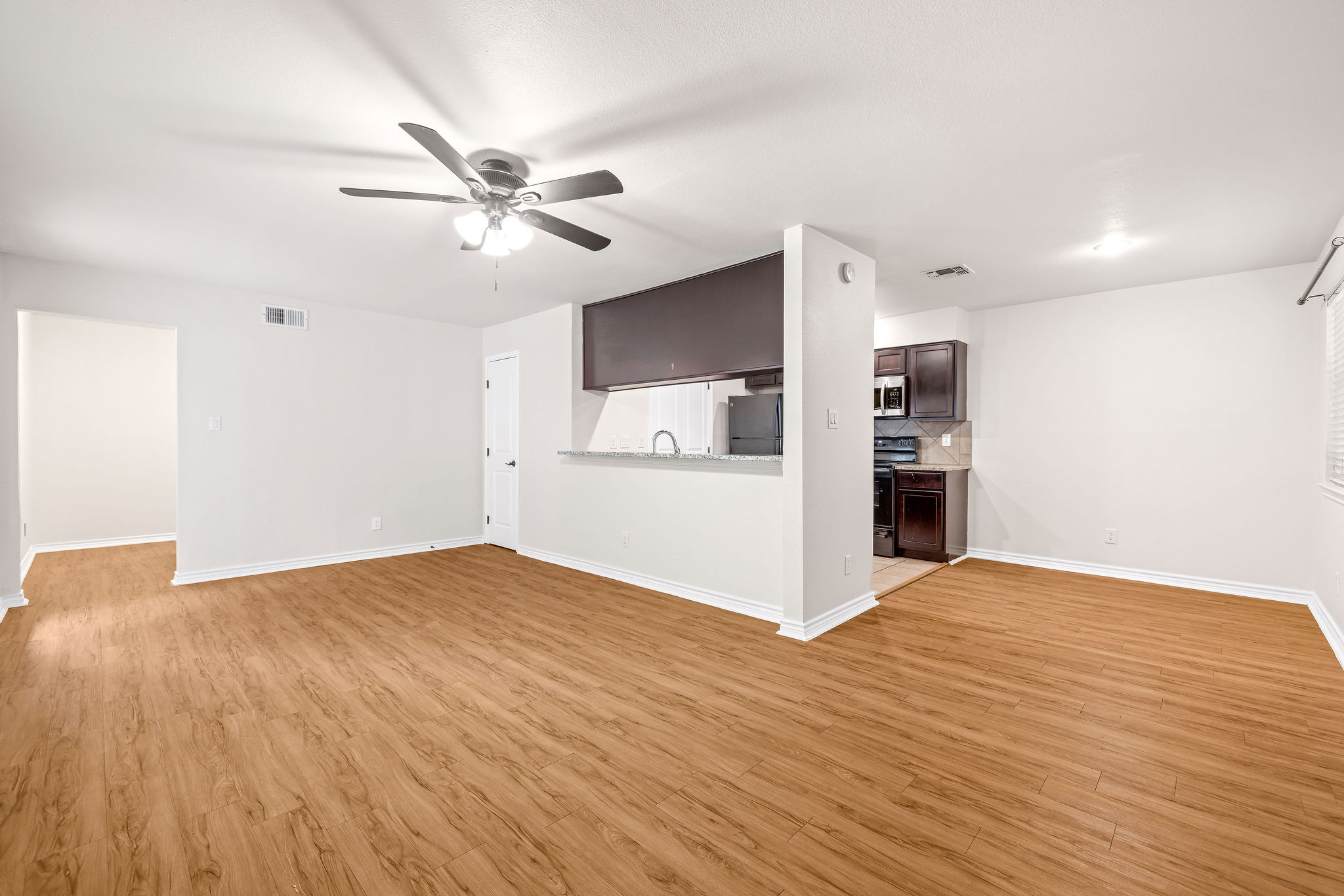 6700 Cooper Lane, Unit 40 Austin, TX 78745 - Photo 7 of 40