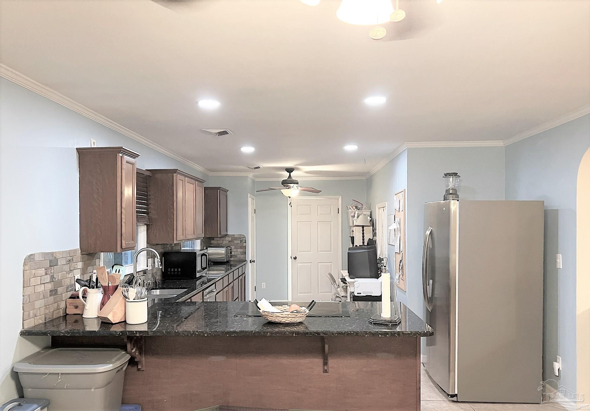 5595 Hibiscus Road Pensacola, FL 32504 - Photo 9 of 28 Gallery Image 9