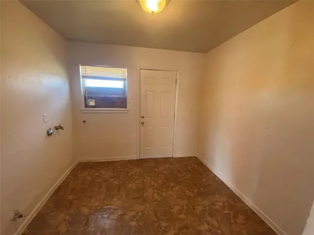 an empty room with a empty space