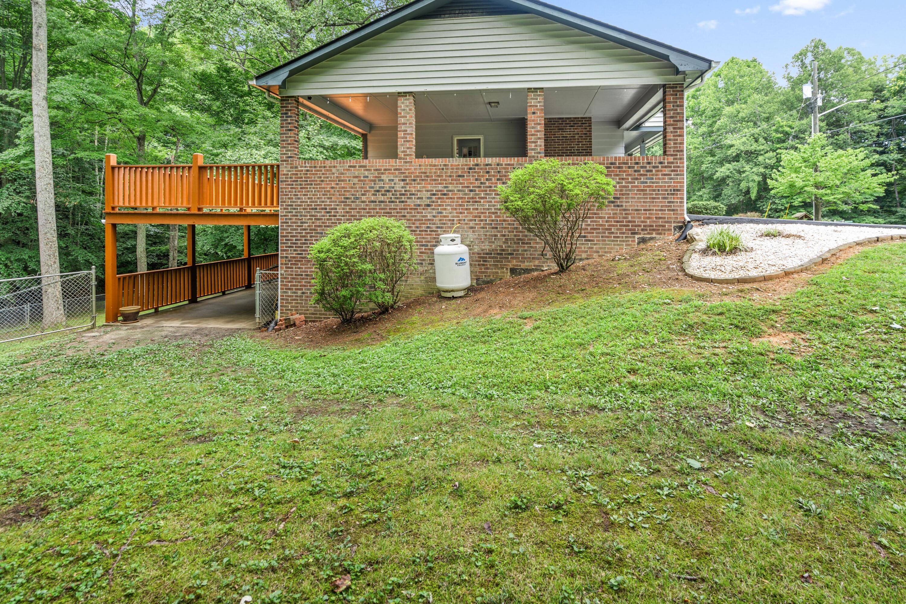 245 Vista View Lane Ridgeway, VA 24148 - Photo 5 of 62 DSC00018 (1)