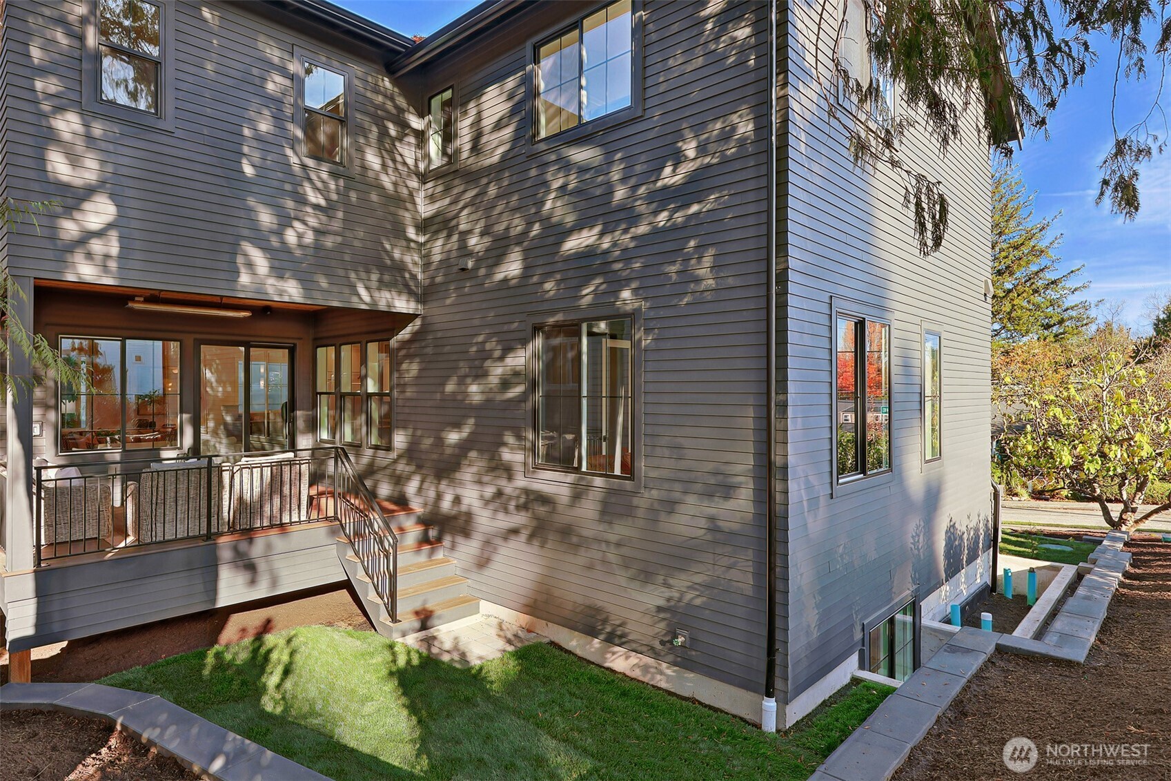 7003 37th Avenue Northeast Seattle, WA 98115 - Photo 17 of 40