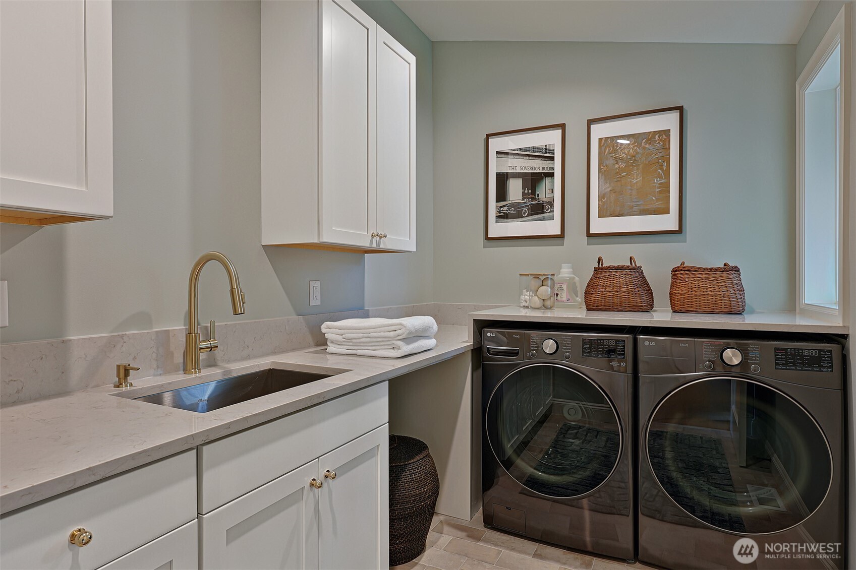 7003 37th Avenue Northeast Seattle, WA 98115 - Photo 33 of 40