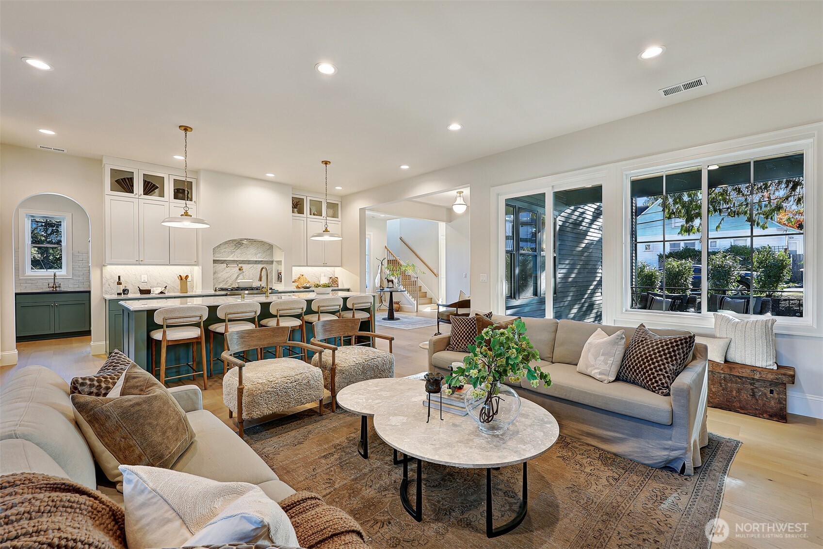 7003 37th Avenue Northeast Seattle, WA 98115 - Photo 6 of 40