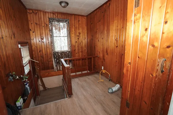 $215,000 | 627 Manhattan Road, Joliet, IL 60433
