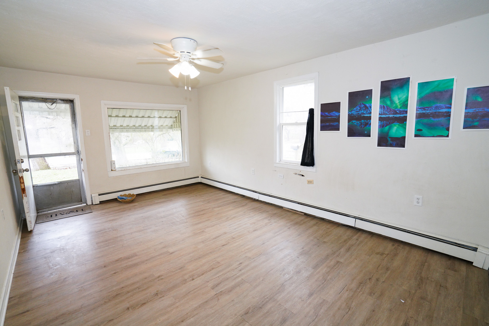 627 Manhattan Road Joliet, IL 60433 - Photo 2 of 37