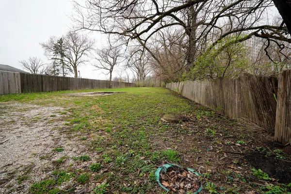 $215,000 | 627 Manhattan Road, Joliet, IL 60433