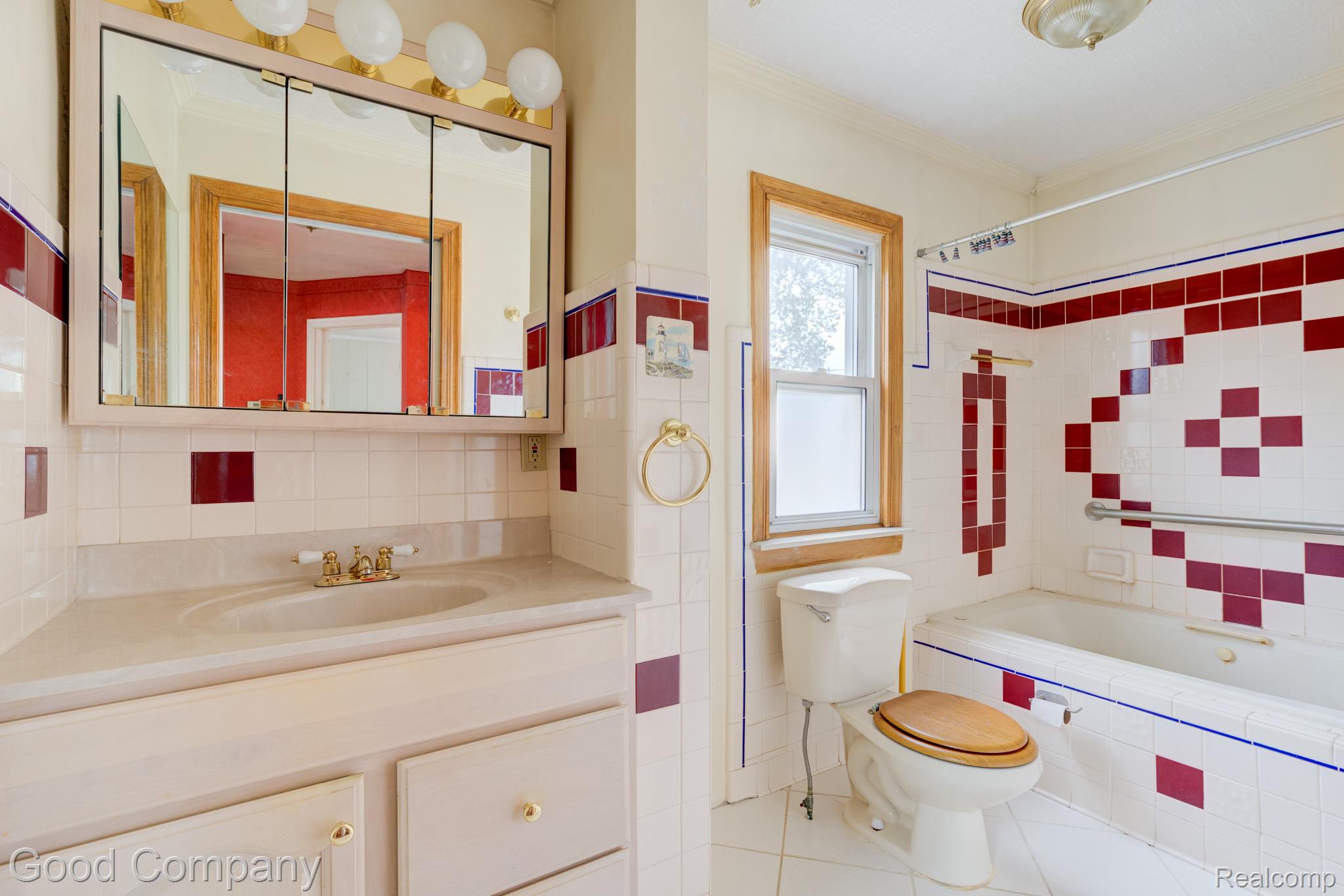1355 Harvard Road Berkley, MI 48072 - Photo 16 of 42 1355 Harvard Ave.-16.jpg