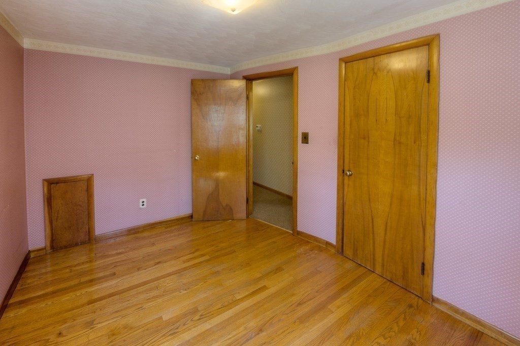 37 Endecott Street Springfield, MA 01118 - Photo 26 of 39 a view of empty room