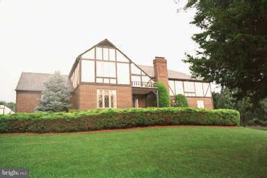 6708 Clifton Road Clifton, VA 20124 - Photo 1 of 1 Exterior (Front)