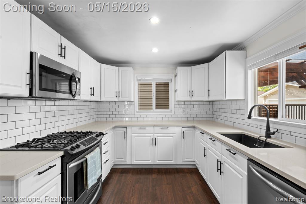 142 Massoit Street Clawson, MI 48017 - Photo 19 of 44